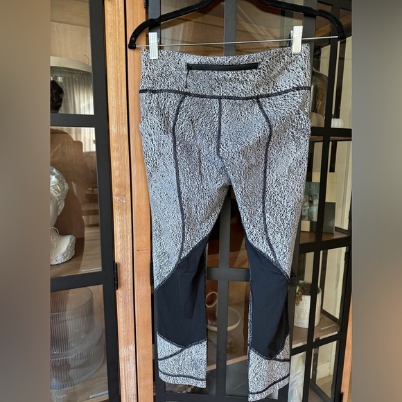 Lululemon Leggings Pace Rival Cropped 22” Power Luxtreme Spray Jacquard mid rise - Picture 6 of 7